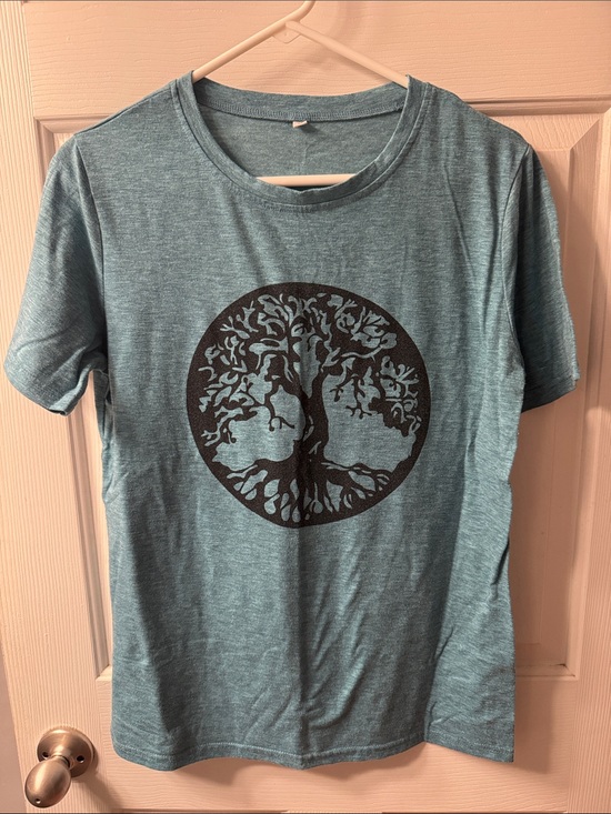 Tops - Women's Teal Tree Graphic Tee